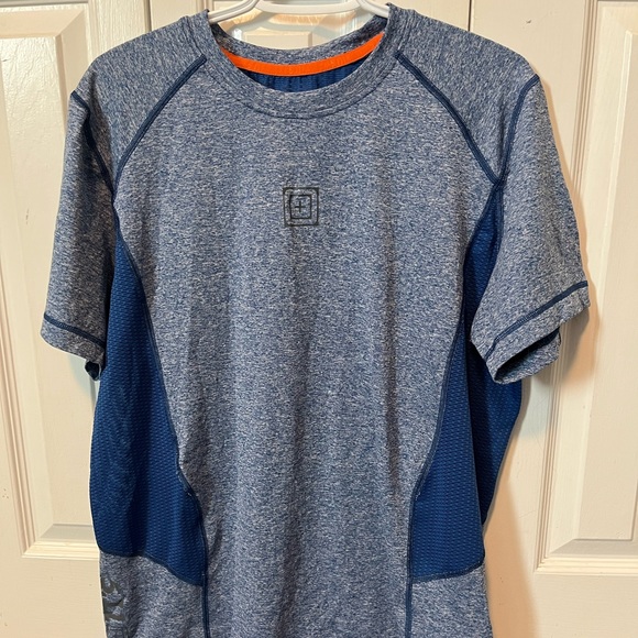 Men’s basic T-shirt - Picture 1 of 2